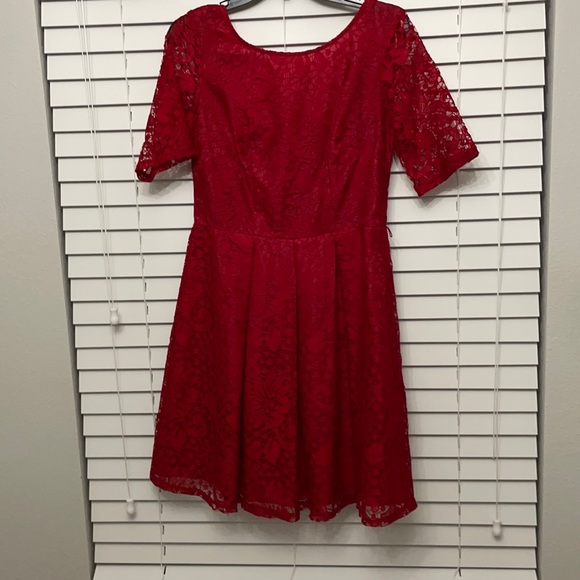 Danny and Nicole brand new beautiful red dress - Picture 1 of 3